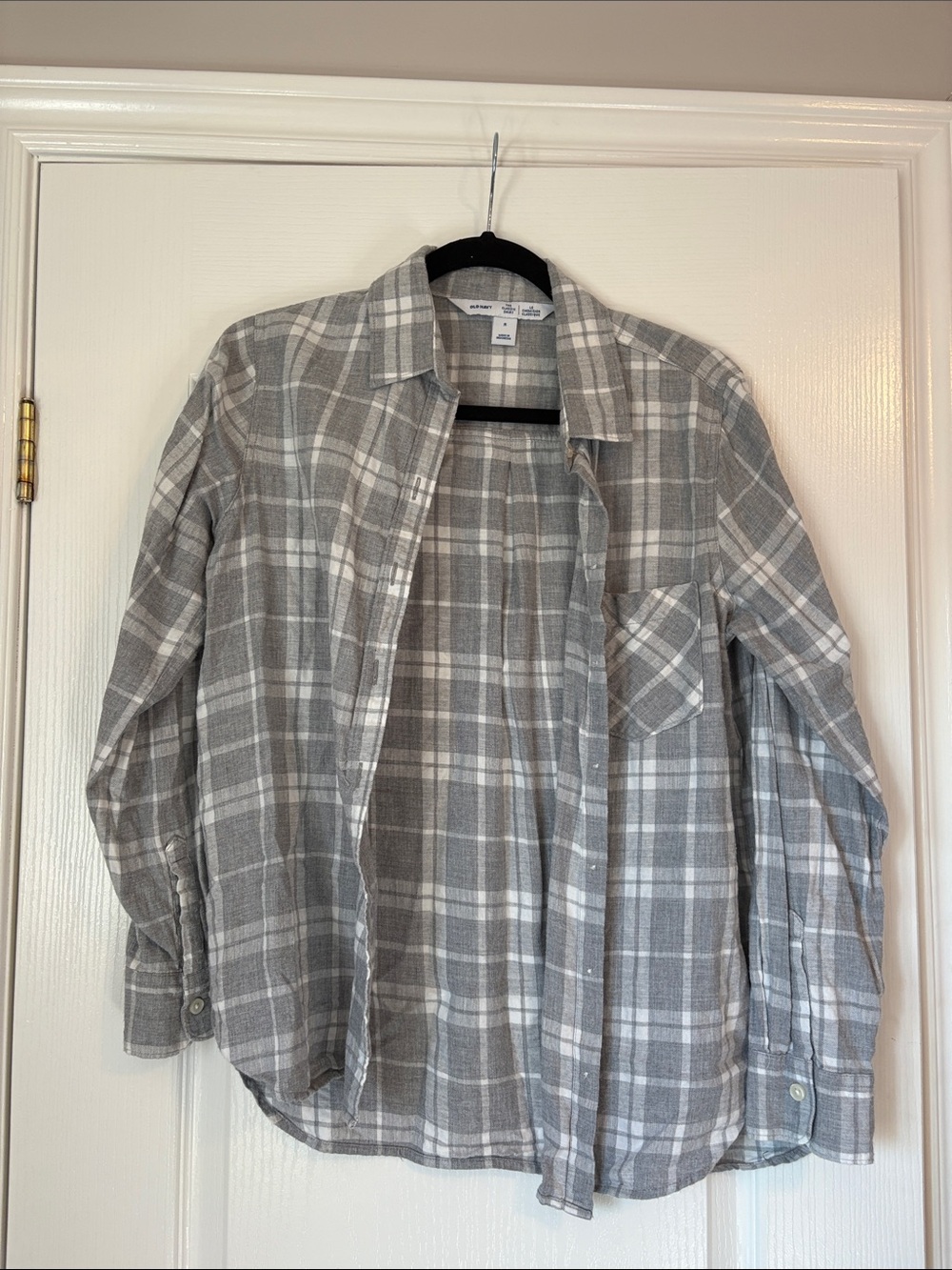 Old Navy Gray and White Plaid Button-Down Shirt